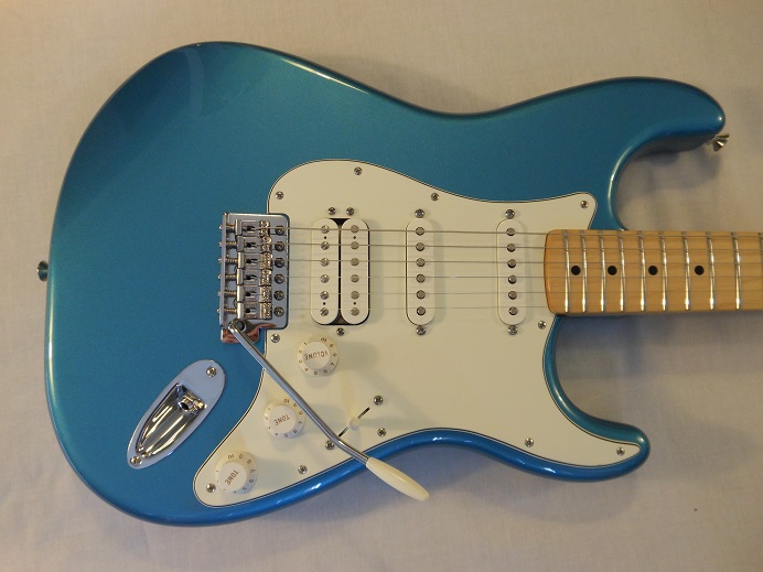 Standard Stratocaster HSS Picture 7